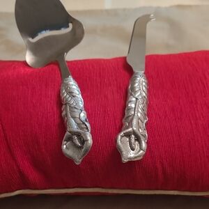 Tulip Arthur Court Cheese Set